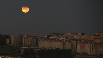 A eclipse vista no ceo da Coruña