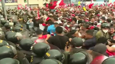 Manifestación en Lima este martes que acabou con feridos e estragos