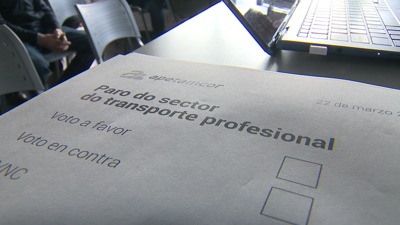 Os transportistas votan o paro do sector nos próximos días