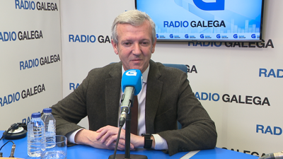 Un momento da entrevista na Radio Galega