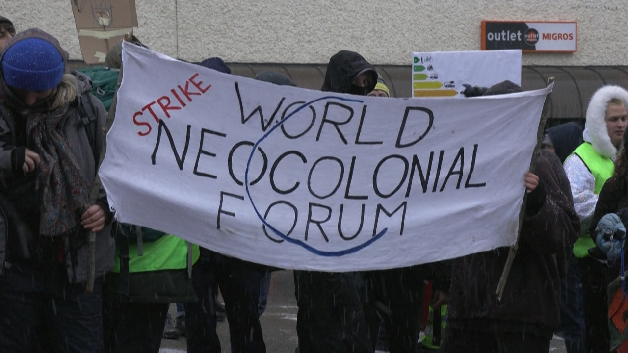 Activistas climáticos protestaron pola falta de solucións aos problemas actuais