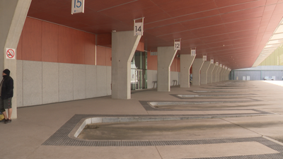 Estación de autobuses de Santiago o venres pola tarde