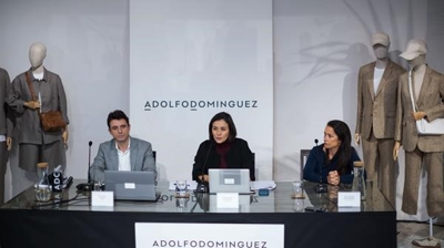Conferencia de prensa en que se informa dos resultados empresariais de Adolfo Domínguez