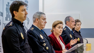 Conferencia de prensa en Logroño para dar conta da operación. EFE/Raquel Manzanares