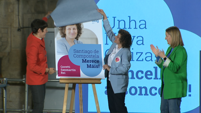 Ana Pontón apoia en Santiago a candidata Goretti Sanmartin na apertura de campaña