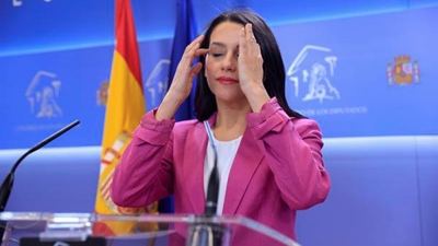Inés Arrimadas na conferencia de prensa en que anunciou que deixa a política (EFE)
