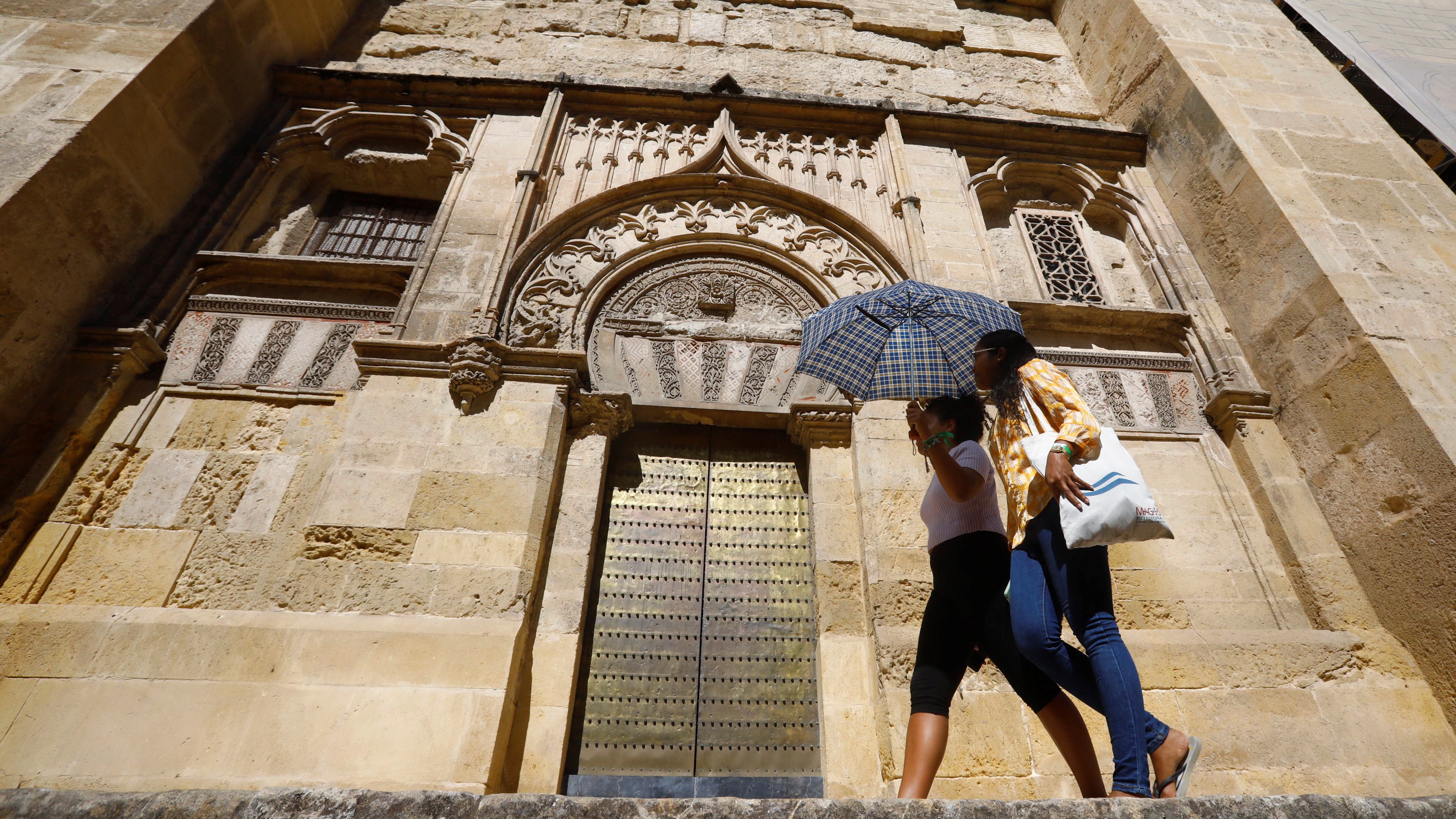 Córdoba vive unha nova xornada de altas temperaturas. EFE/Salas