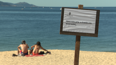 Praia de Rodeira, en Cangas, este domingo, non apta para o baño