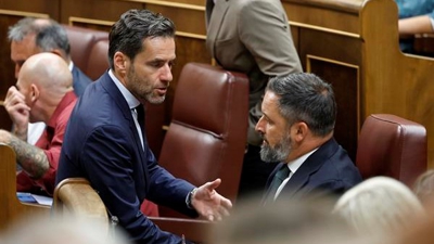 Santiago Abascal (Vox) e Borja Sémper (PP) este xoves no Congreso (EFE/Chema Moya)