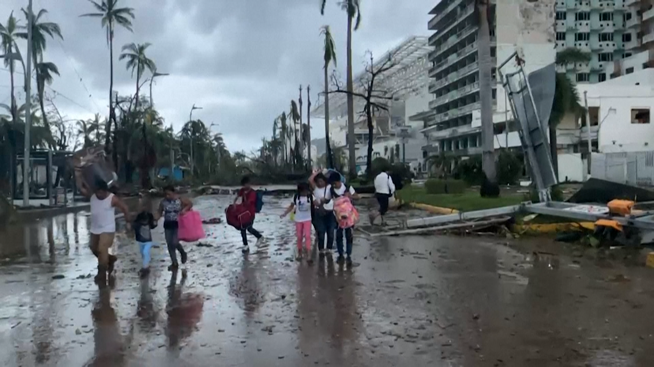 Danos do furacán Otis na cidade de Acapulco (FrancePress)