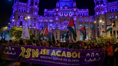 Manifestación convocada pola Comisión 8-M en Madrid. EFE/Víctor Lerena