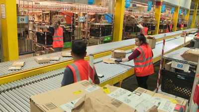 Os traballadores de Amazon do Porriño ven un grande aumento do traballo na época do Nadal
