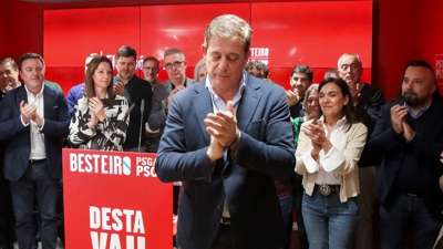 Gómez Besteiro tras o reconto electoral (EFE/Xoán Rey)