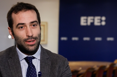 O ministro de Economía, Comercio e Empresa, Carlos Cuerpo, analizou a eventual fusión nunha entrevista concedida á axencia EFE  (EFE/ Ballesteros)