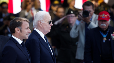 Os presidentes de Francia e dos EUA nos actos conmemorativos do Desembarco de Normandía (REUTERS/Benoit Tessier)