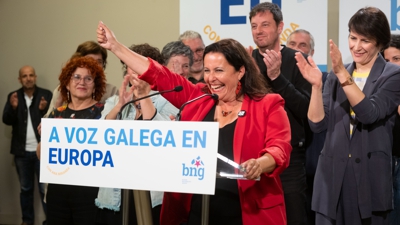 A flamante eurodeputada, Ana Miranda, celebrando os resultados do BNG o pasado 9 de xuño (EFE/Xurxo Martínez)