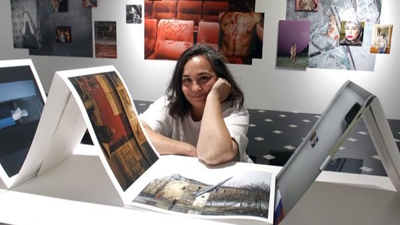 Fotografía de arquivo da presidenta da axencia Magnum Photos, a española Cristina de Middel, en Alacante EN marzo de 2023 EFE / Morell