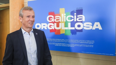 O presidente da Xunta, Alfonso Rueda, asiste á inauguración da mostra 'Galicia orgullosa' (EFE / Xoán Rey)