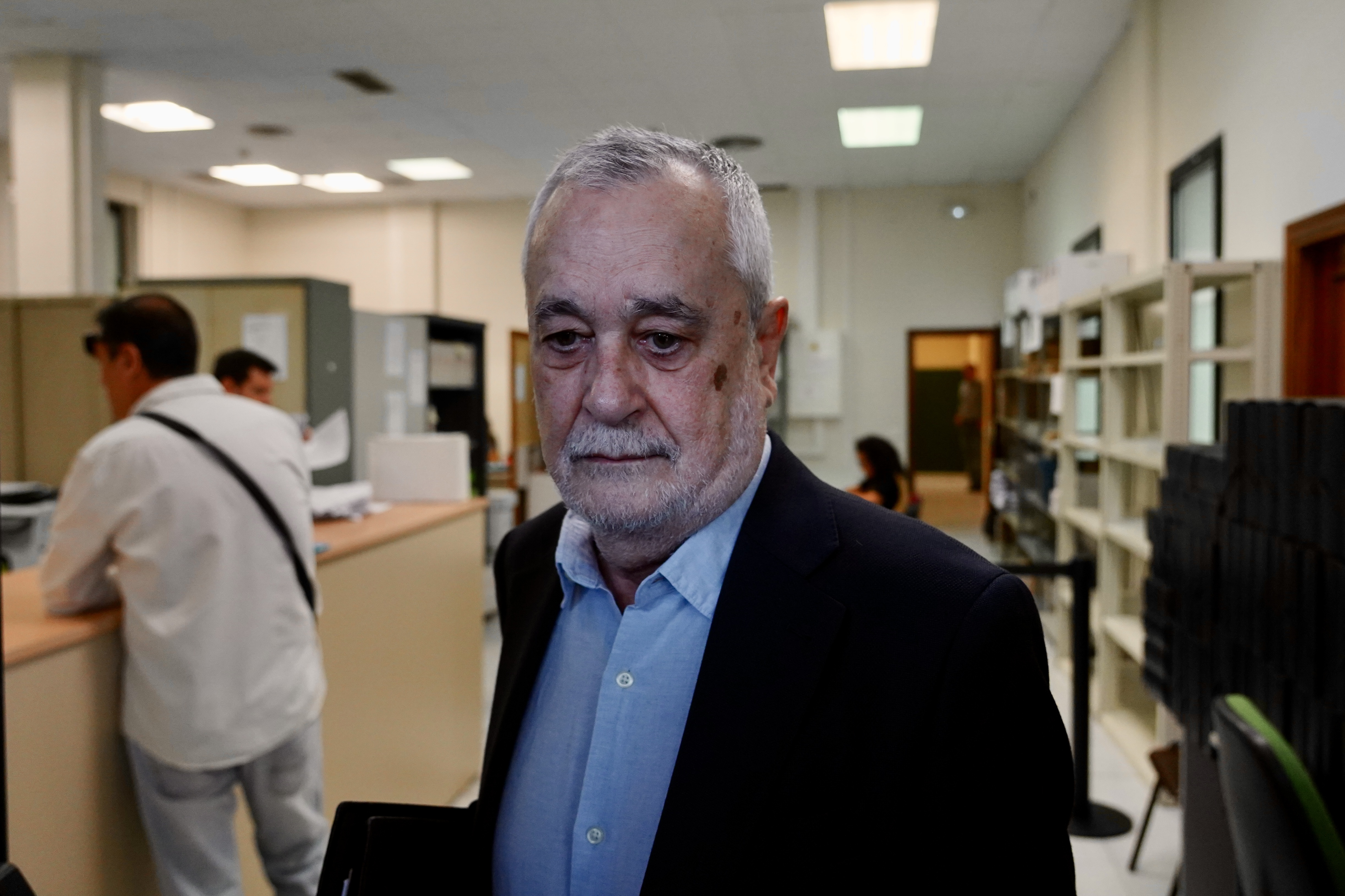 O expresidente andaluz José Antonio Griñán, nos xulgados de Sevilla en maio de 2023 (Arquivo / Eduardo Briones / Europa Press)