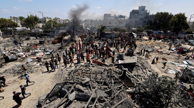 O lugar bombardeado por Israel en Mawasi. REUTERS/Mohammed Salem