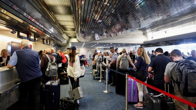 Ringleiras no Aeroporto Internacional Xeneral Mitchel de Milwaukee. REUTERS/Jennah Moon