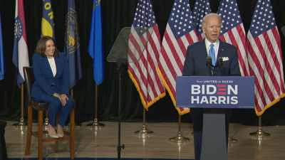 Joe Biden e Kamala Harris nun mitin nos Estados Unidos