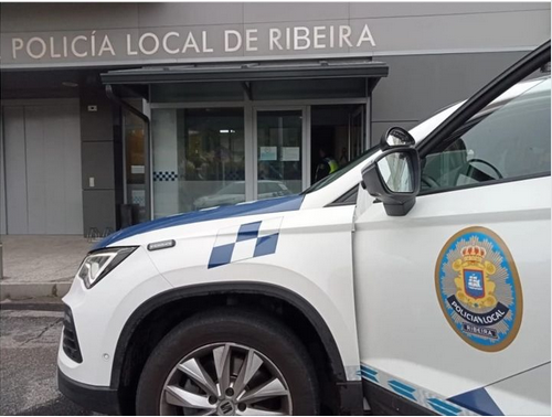 Vehículo da Policía Local de Ribeira/Arquivo